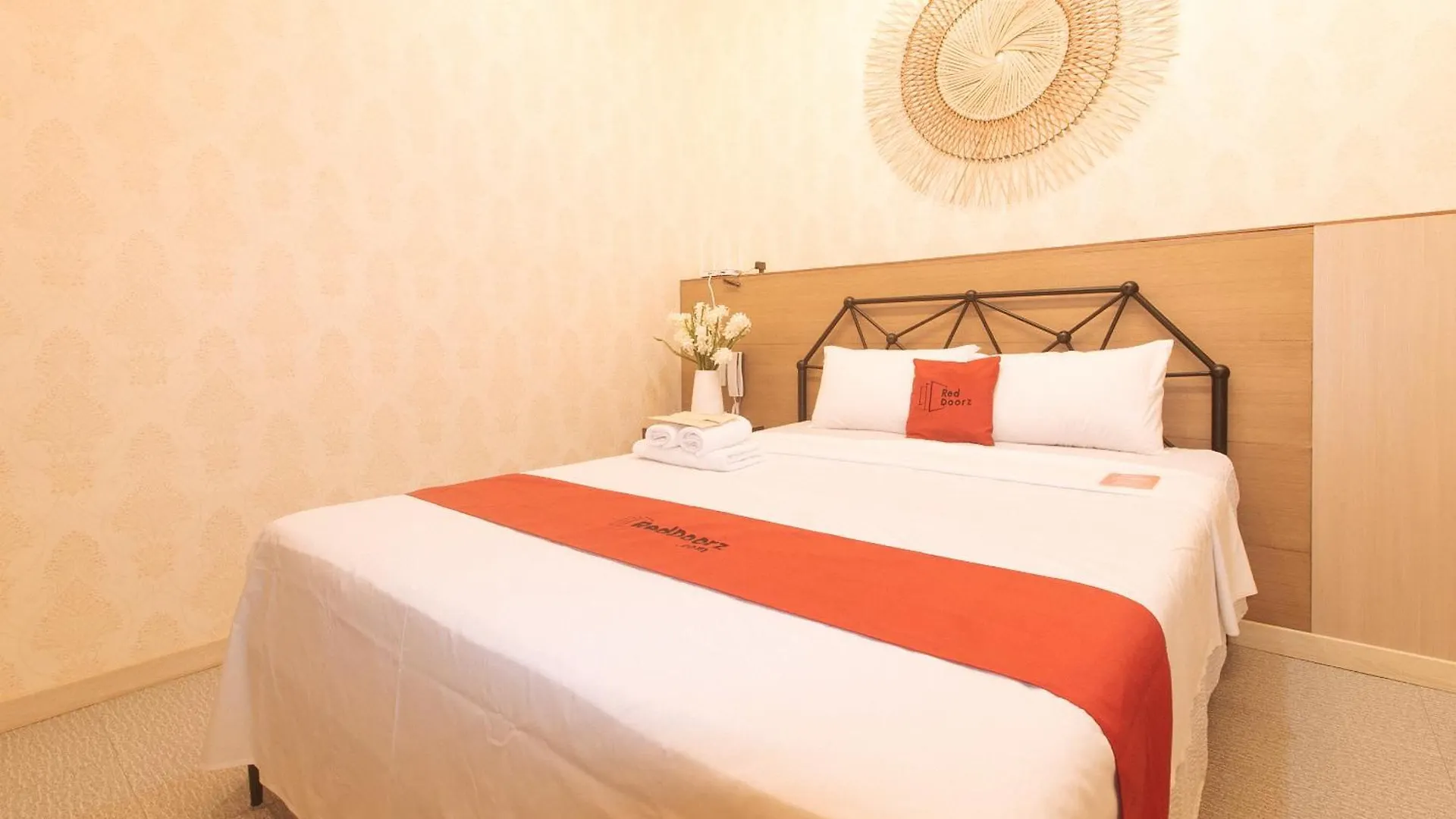 Reddoorz Premium At Regency Sunset Hotel Angeles