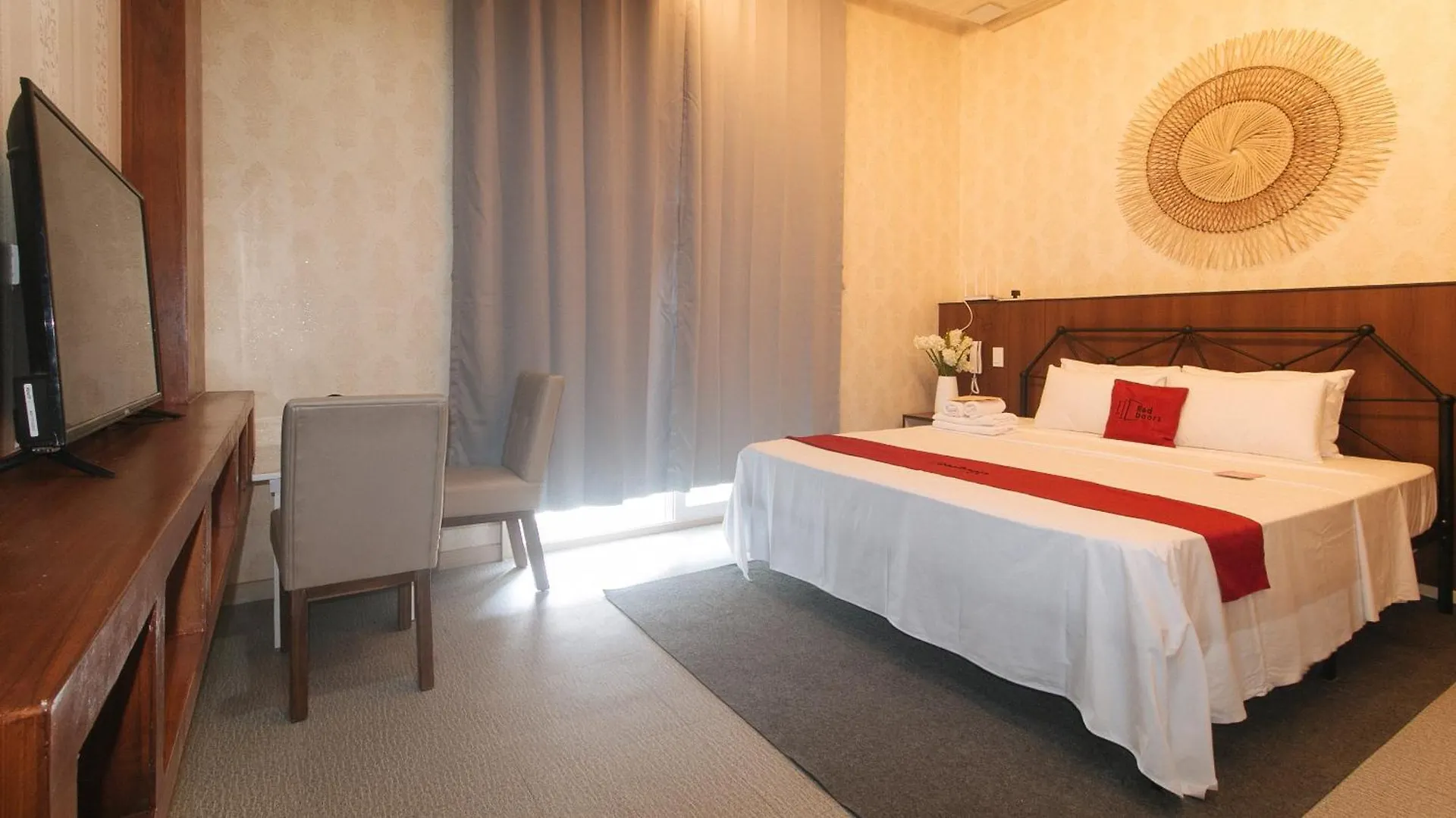 Reddoorz Premium At Regency Sunset Hotel Angeles Filipinas